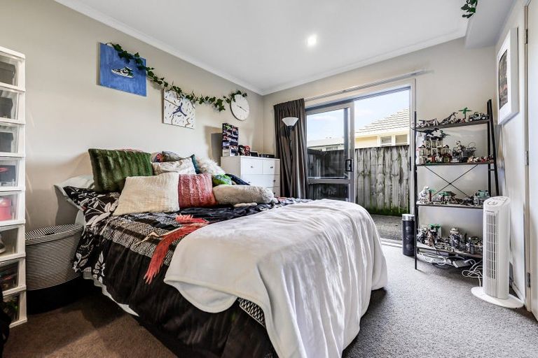 Photo of property in 2/10 Dowding Street, Melville, Hamilton, 3206