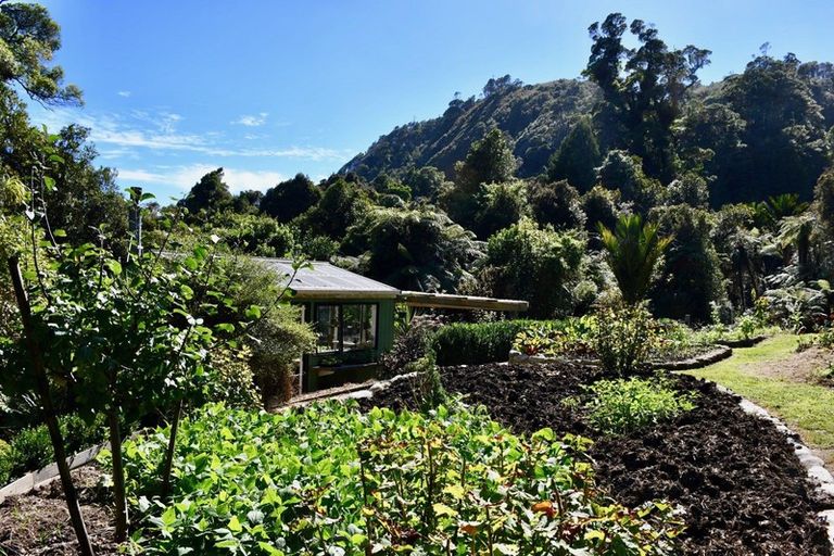 Photo of property in 4456g Karamea Highway, Karamea, 7893