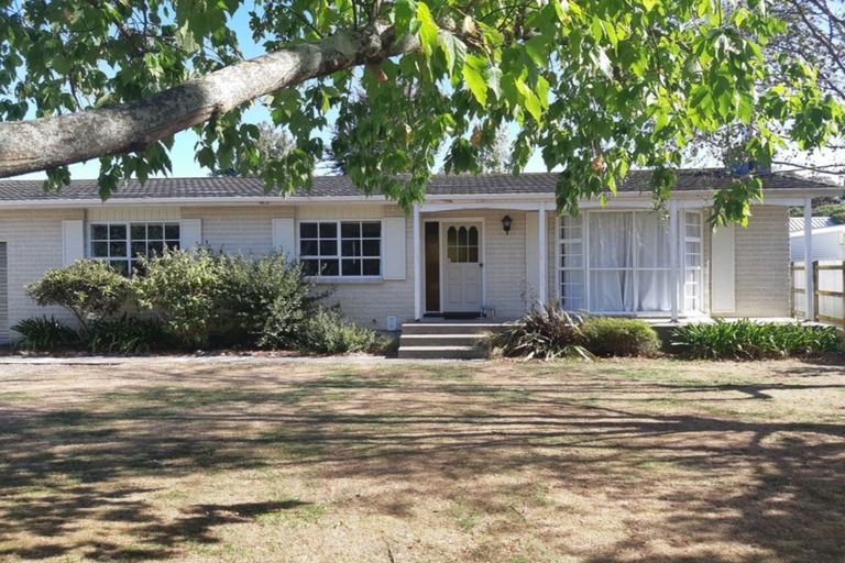 Photo of property in 14 Papawai Road, Greytown, 5712