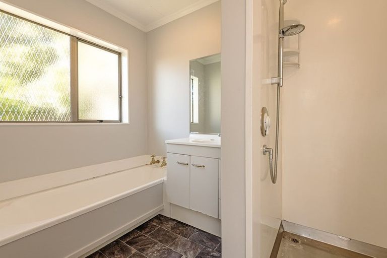 Photo of property in 8 Chelmarsh Place, Highbury, Palmerston North, 4412