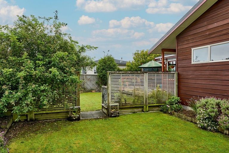 Photo of property in 3 Musket Lane, Whitby, Porirua, 5024