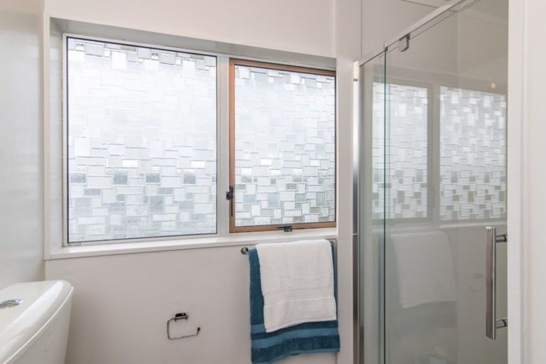 Photo of property in 24b The Track, Plimmerton, Porirua, 5026