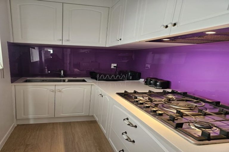 Photo of property in 8 Irongate Avenue, Ranui, Auckland, 0612