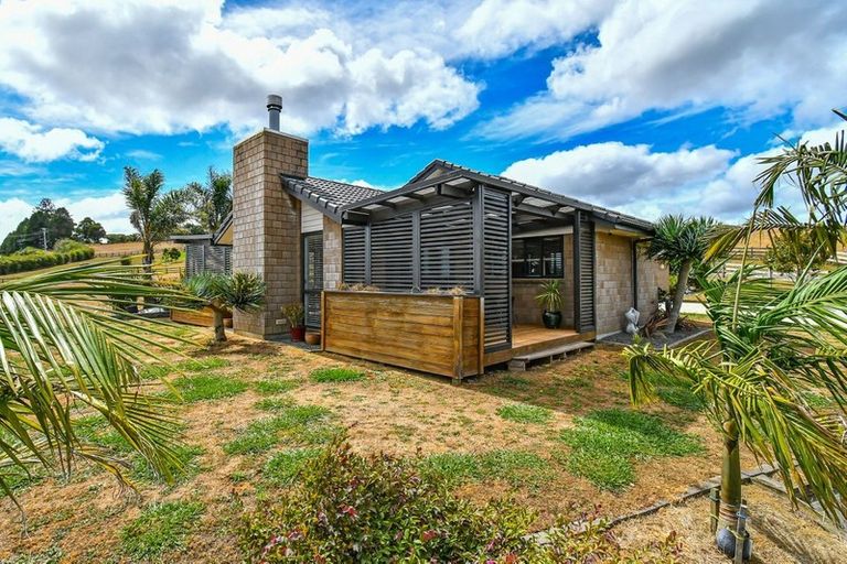 Photo of property in 7 Fausett Road, Ararimu, Drury, 2579