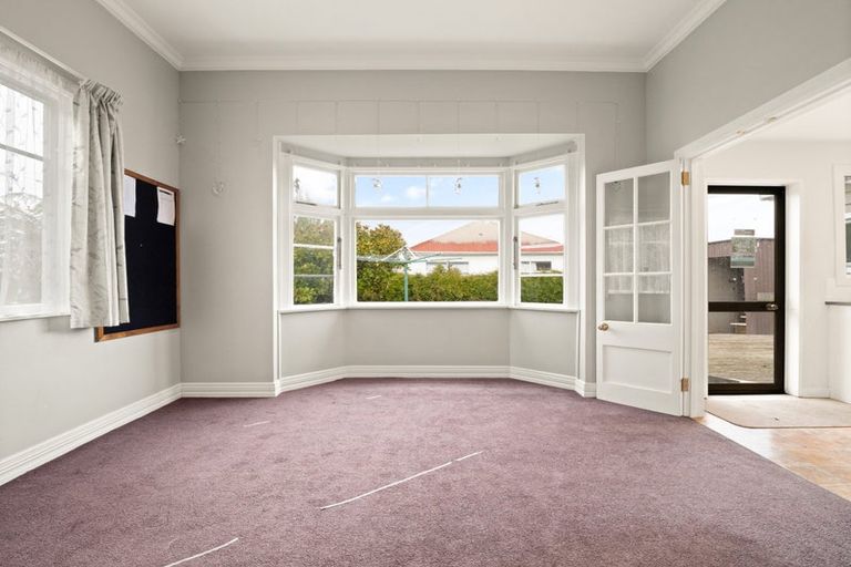 Photo of property in 195 Macandrew Road, South Dunedin, Dunedin, 9012