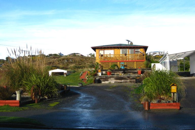 Photo of property in 40 Ocean Beach Road, Bluff, 9814