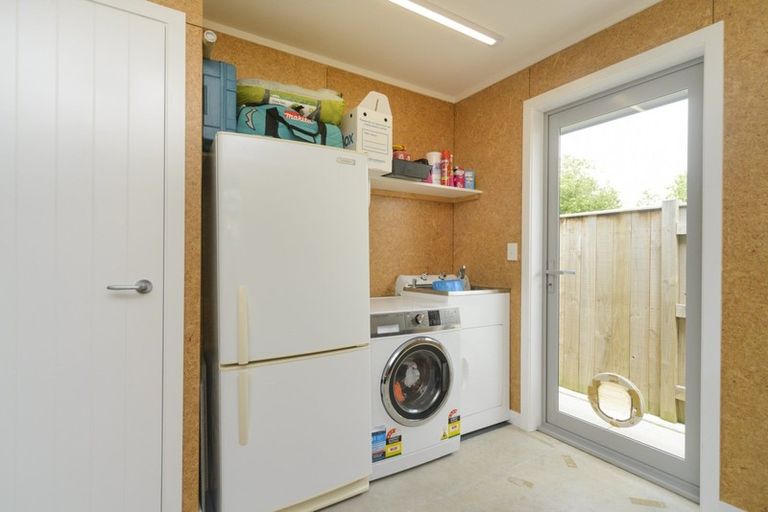 Photo of property in 528a Featherston Street, Roslyn, Palmerston North, 4414