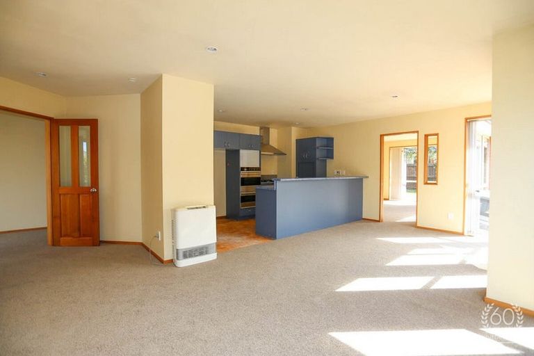 Photo of property in 187 Withells Road, Avonhead, Christchurch, 8042