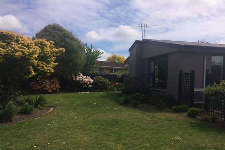 Photo of property in 9b Blairdon Place, Bishopdale, Christchurch, 8053