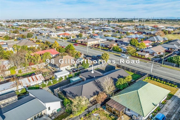 Photo of property in 98 Gilberthorpes Road, Hei Hei, Christchurch, 8042