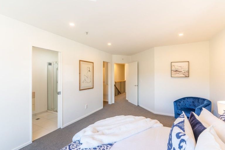 Photo of property in Terrace Garden Apartments, 14a/120 The Terrace, Wellington Central, Wellington, 6011