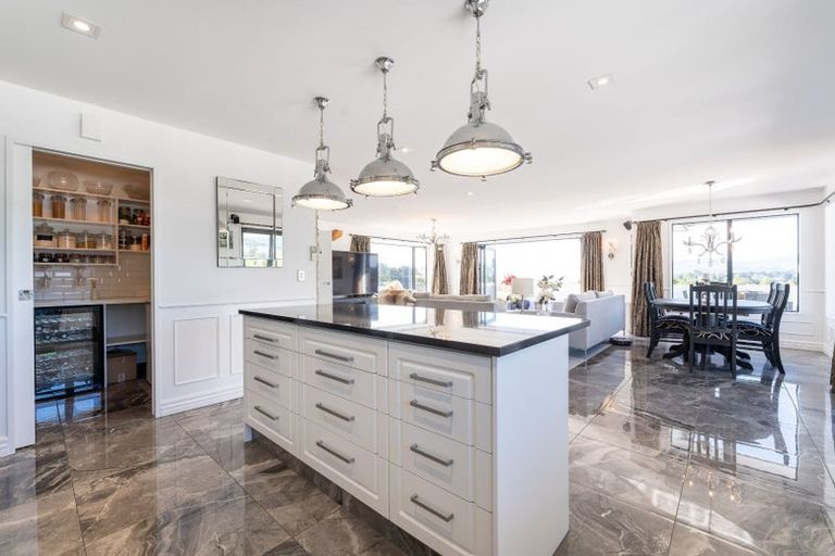 Photo of property in 214 Gladstone Road North, Mosgiel, 9024