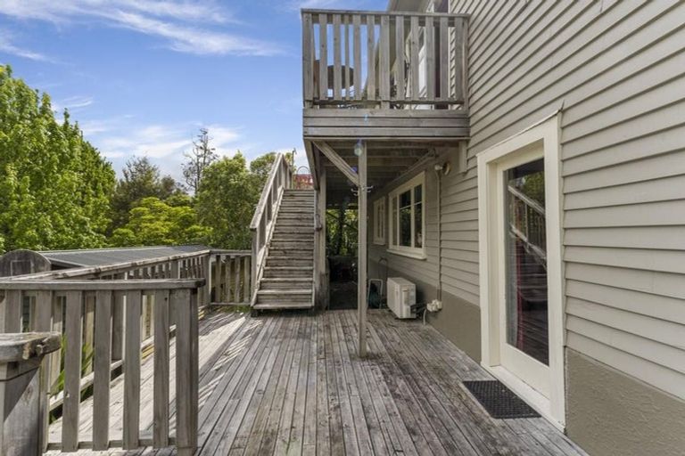 Photo of property in 92 Milton Terrace, Picton, 7220