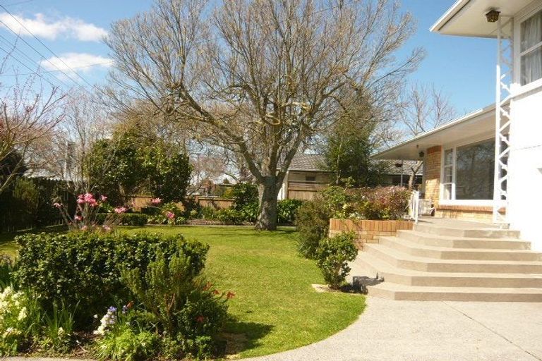 Photo of property in 3 Garnett Avenue, Forest Lake, Hamilton, 3200