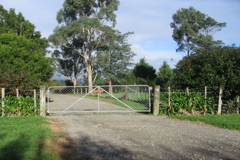 Photo of property in 150 Hewitts Road, Linton, Palmerston North, 4472
