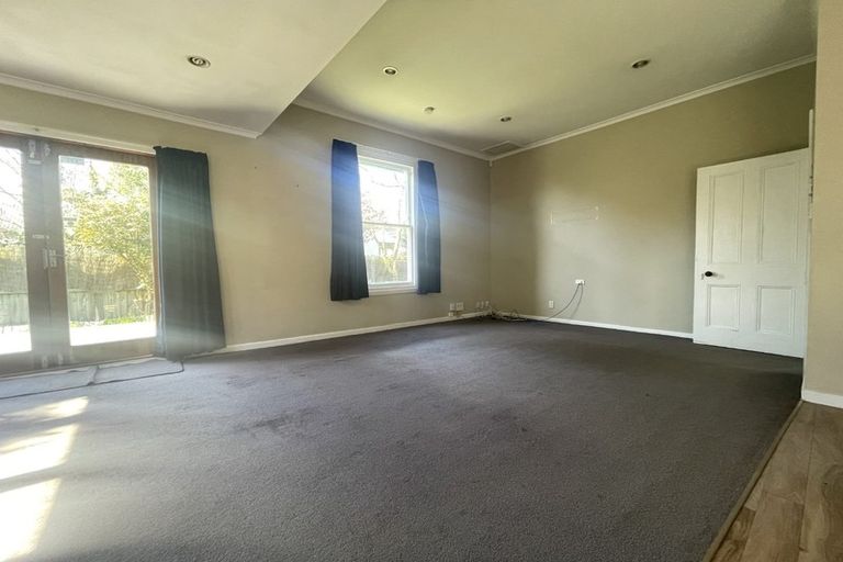 Photo of property in 19 Winton Street, St Albans, Christchurch, 8014