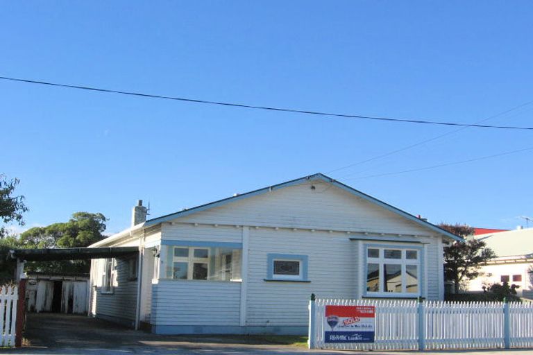 Photo of property in 5 South Street, Petone, Lower Hutt, 5012