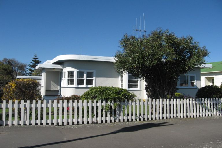 Photo of property in 690 Pioneer Highway, Highbury, Palmerston North, 4412