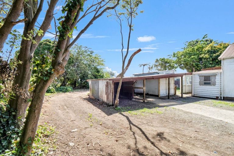 Photo of property in 41 Gloag Street, Waverley, 4510