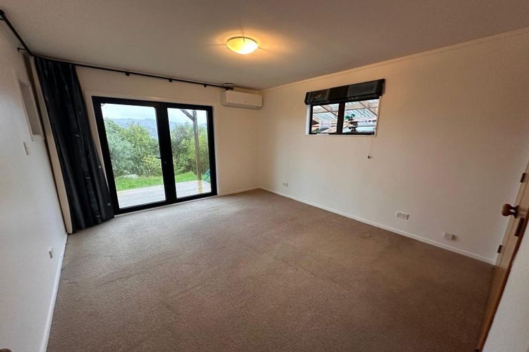 Photo of property in 81b Percy Dyett Drive, Karori, Wellington, 6012