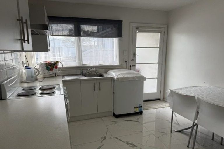 Photo of property in 13 Kipax Place, Riccarton, Christchurch, 8011