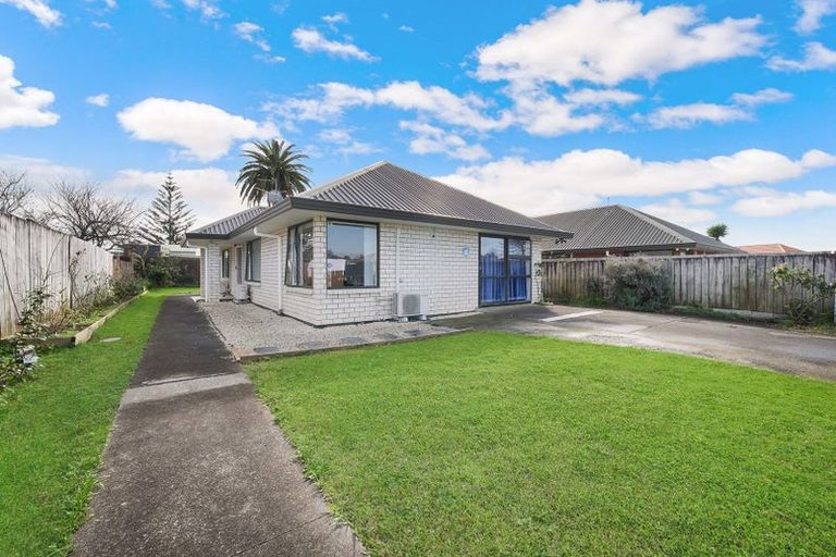 Photo of property in 14 Gadsby Road, Favona, Auckland, 2024