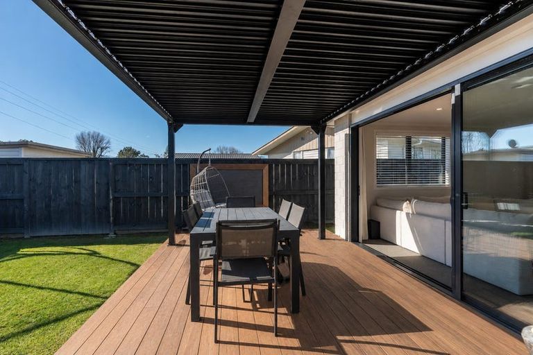 Photo of property in 2/6 Sutcliffe Place, Chartwell, Hamilton, 3210