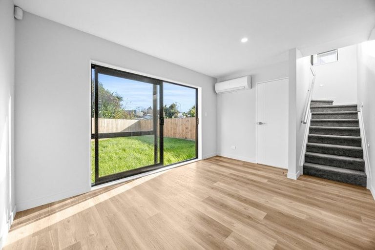 Photo of property in 40c Trentham Road, Papakura, 2110