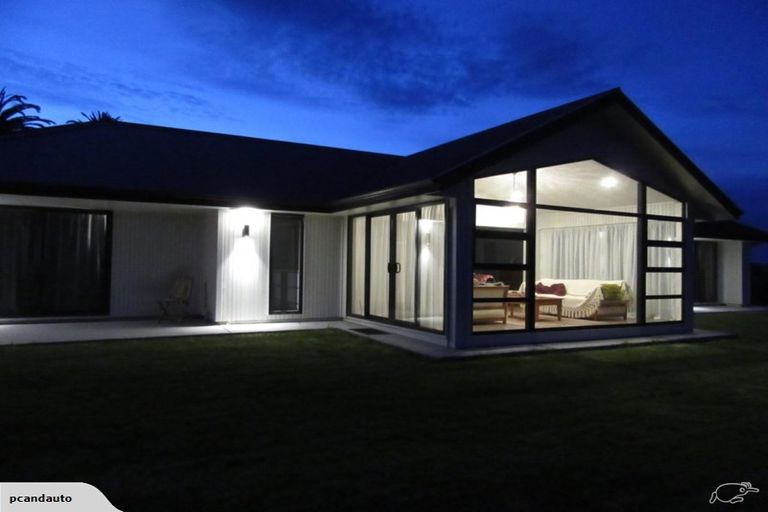 Photo of property in 28 Island Rise, Ruakaka, Waipu, 0582