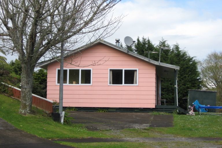 Photo of property in 11 Te Rangi Hiroa Place, Urenui, 4375