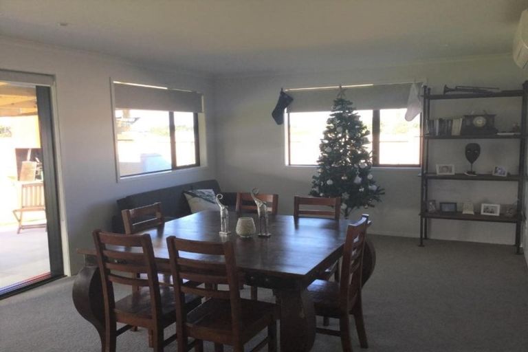 Photo of property in 15 Customhouse Street, Bell Block, New Plymouth, 4312