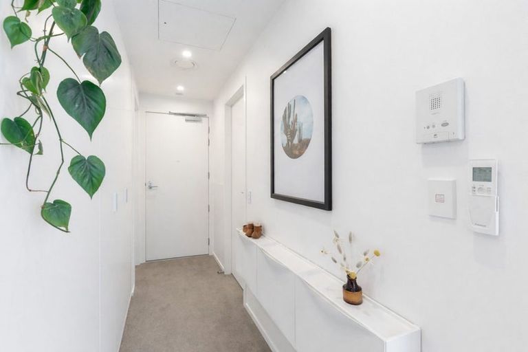 Photo of property in 1817a Great North Road, Avondale, Auckland, 1026