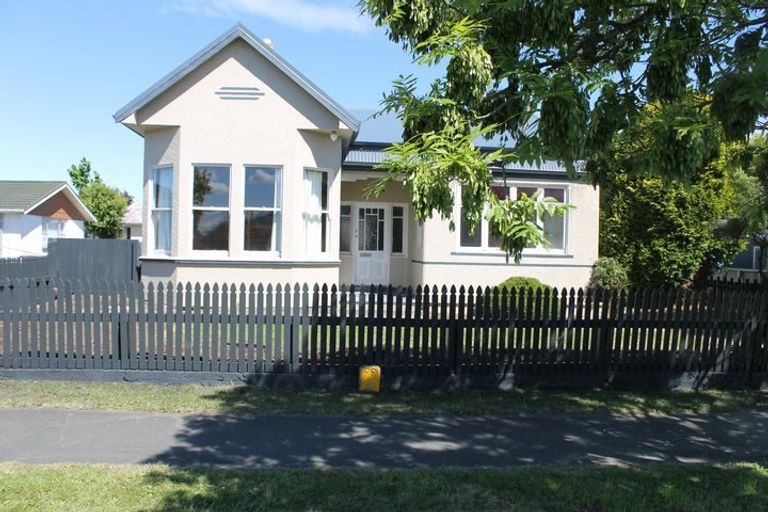 Photo of property in 8a Clifton Street, Windsor, Invercargill, 9810