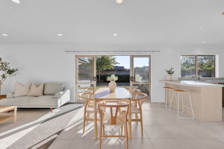 Photo of property in 17 Wessex Place, Rototuna North, Hamilton, 3210