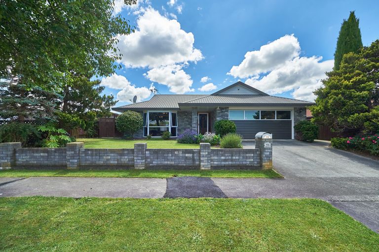 Photo of property in 113 Amberley Avenue, Highbury, Palmerston North, 4412