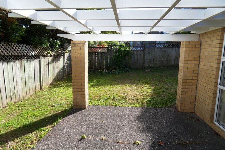 Photo of property in 51 Westpark Drive, West Harbour, Auckland, 0618