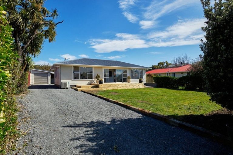 Photo of property in 16 Cromer Street, Kaikoura, 7300