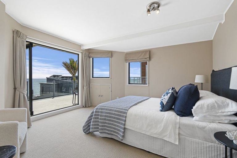 Photo of property in 18 Hine Street, New Plymouth, 4310