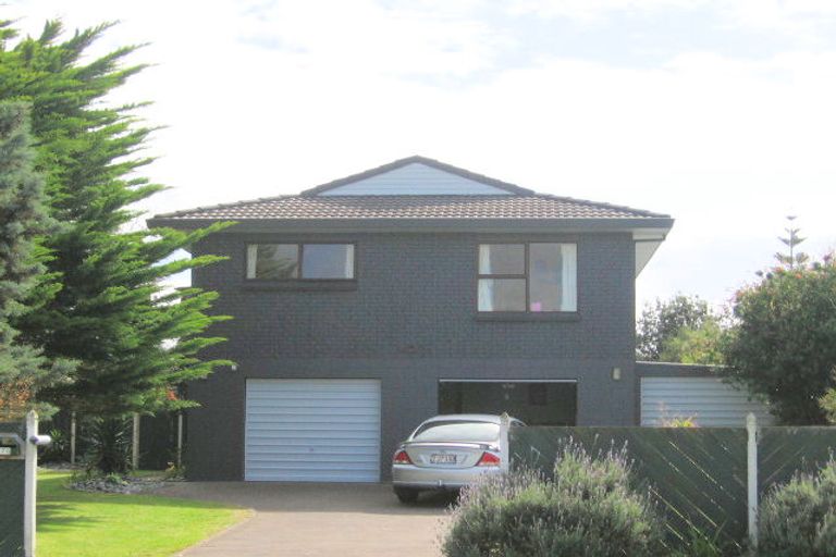 Photo of property in 175 Dickson Road, Papamoa Beach, Papamoa, 3118
