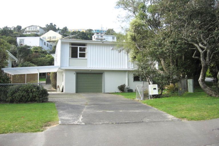 Photo of property in 1 Bourbon Terrace, Karori, Wellington, 6012