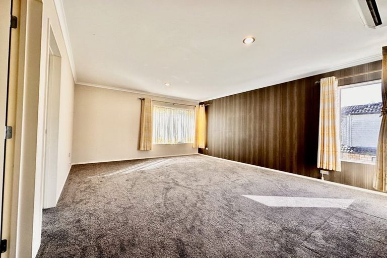 Photo of property in 23 Packspur Drive, Flat Bush, Auckland, 2016