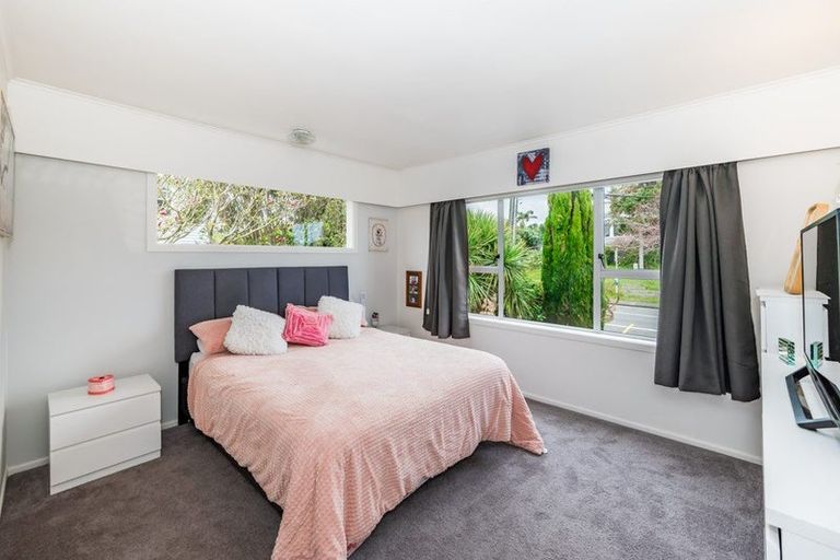 Photo of property in 33 Ocean Road, Paraparaumu Beach, Paraparaumu, 5032