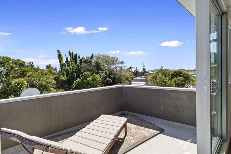 Photo of property in 20a Mount Avenue, Pauanui, Hikuai, 3579