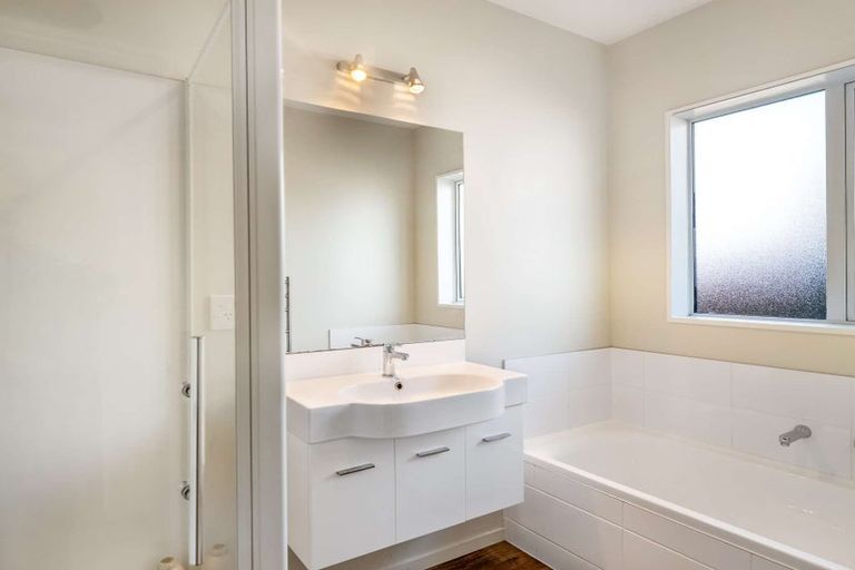 Photo of property in 16 Goldney Close, Lincoln, 7608