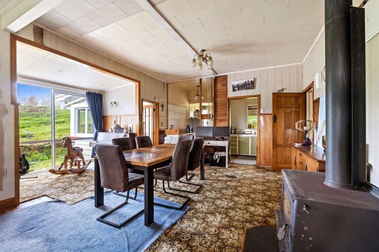 Photo of property in 873 Croydon Road, Te Popo, Stratford, 4394