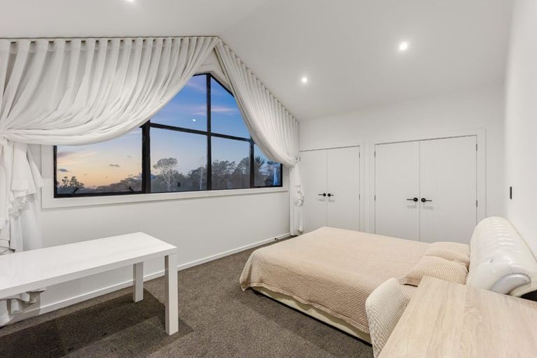 Photo of property in 4 Taku Close, Long Bay, Auckland, 0630