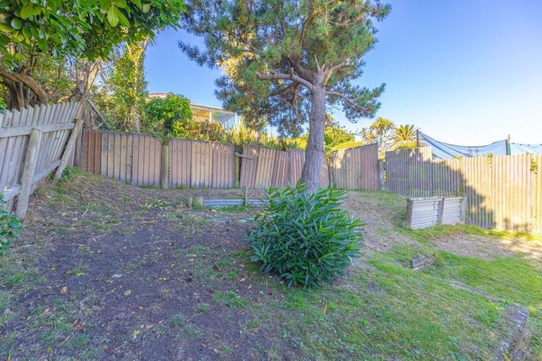 Photo of property in 30 Karaka Street, Castlecliff, Whanganui, 4501