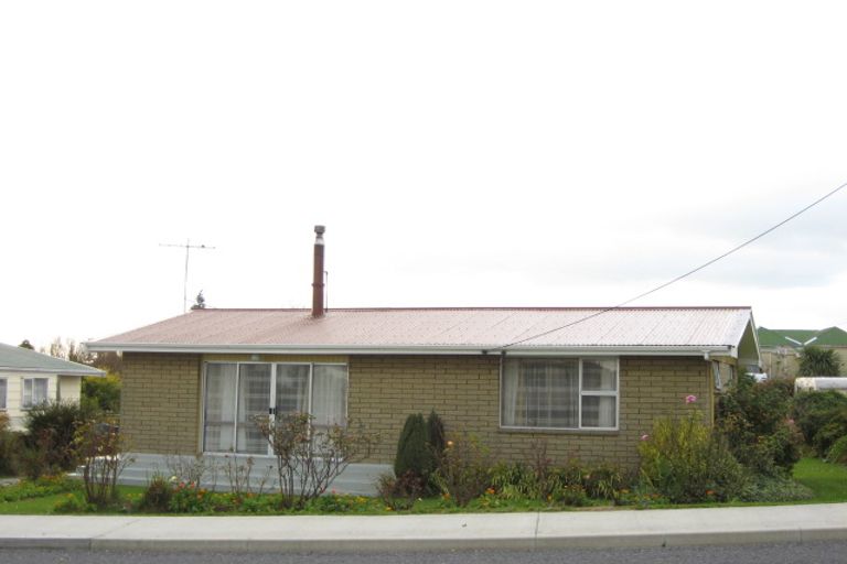 Photo of property in 11 Market Street, Kaitangata, 9210