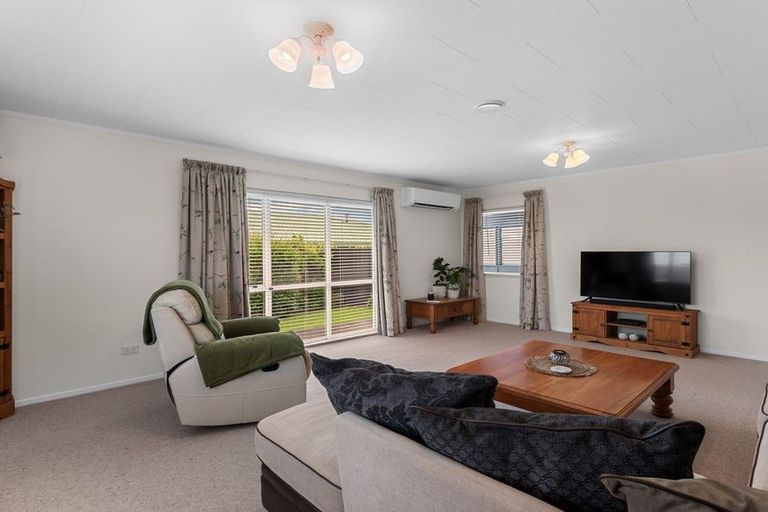 Photo of property in 16 Elm Place, Tikipunga, Whangarei, 0112