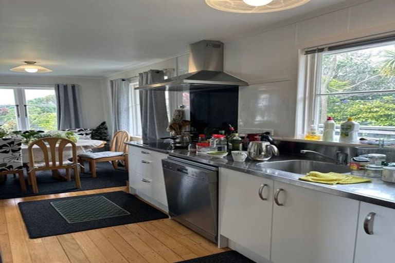 Photo of property in 9 Waiana Avenue, Mangere Bridge, Auckland, 2022